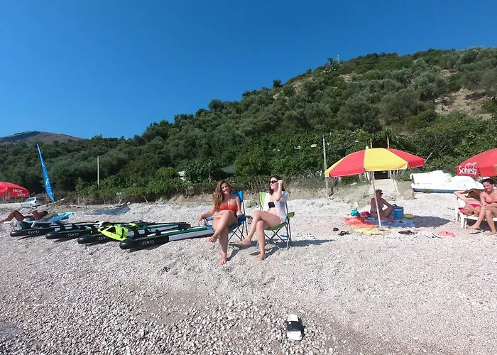 Jungle In Lyxtält *